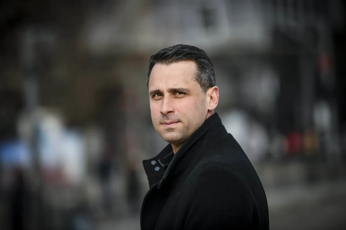 Piše Peđa Mitrović: Srbija više ne usporava – SNS je industriju doveo do zida