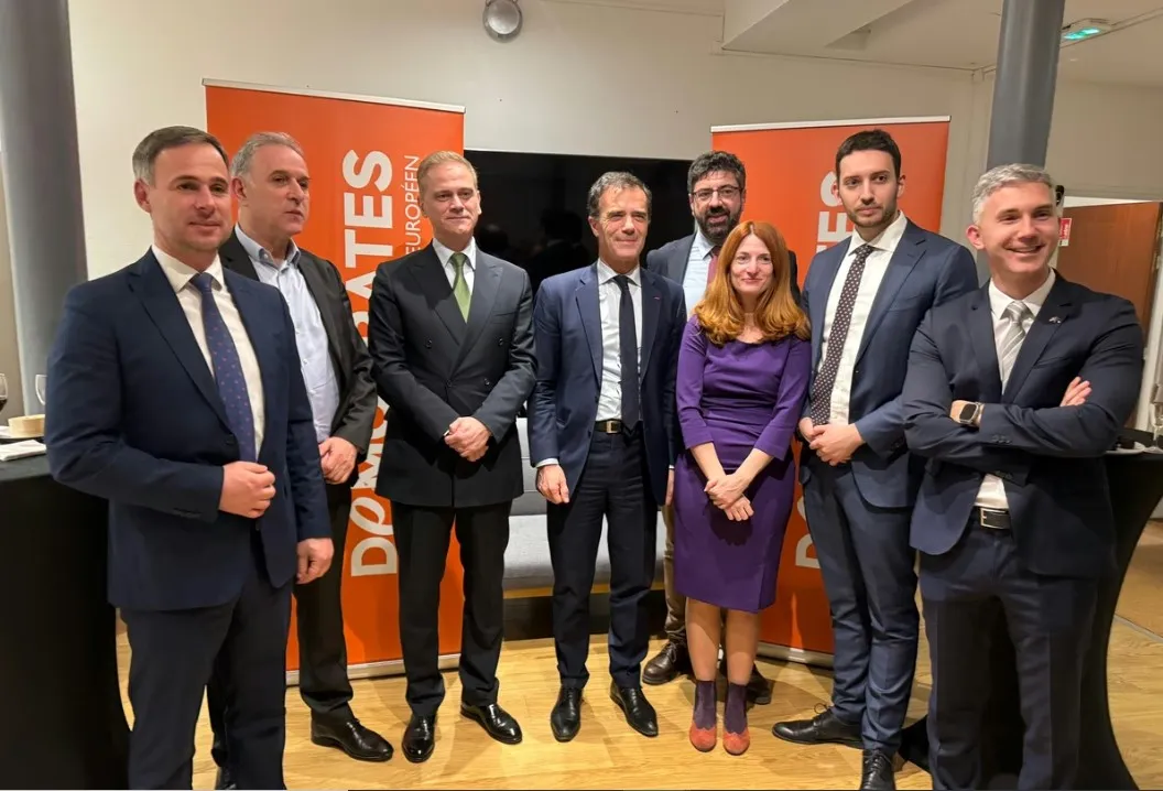 Opozicija čestitala građanima Uskrs – nova.rs