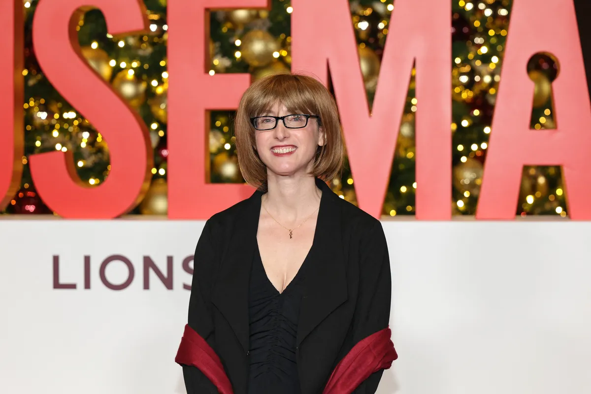 Jedna od najvećih misterija u izdavaštvu je rešena: Autorka bestselera „Kućna pomoćnica“ otkrila identitet – Vesti iz Srbije, regiona i sveta