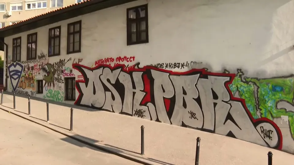 Manakova kuća u Beogradu išarana grafitima – Vesti iz Srbije, regiona i sveta