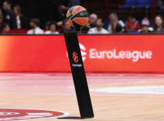 Košarkaši Olimpijakosa i Fenerbahčea nadomak F4, vode 2:0 protiv Monaka i Žalgirisa