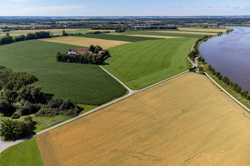Država vratila stotine hektara