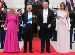 Na večeri u Beloj kući, Melanija i kraljica Kamila oduševile modnim kreacijama