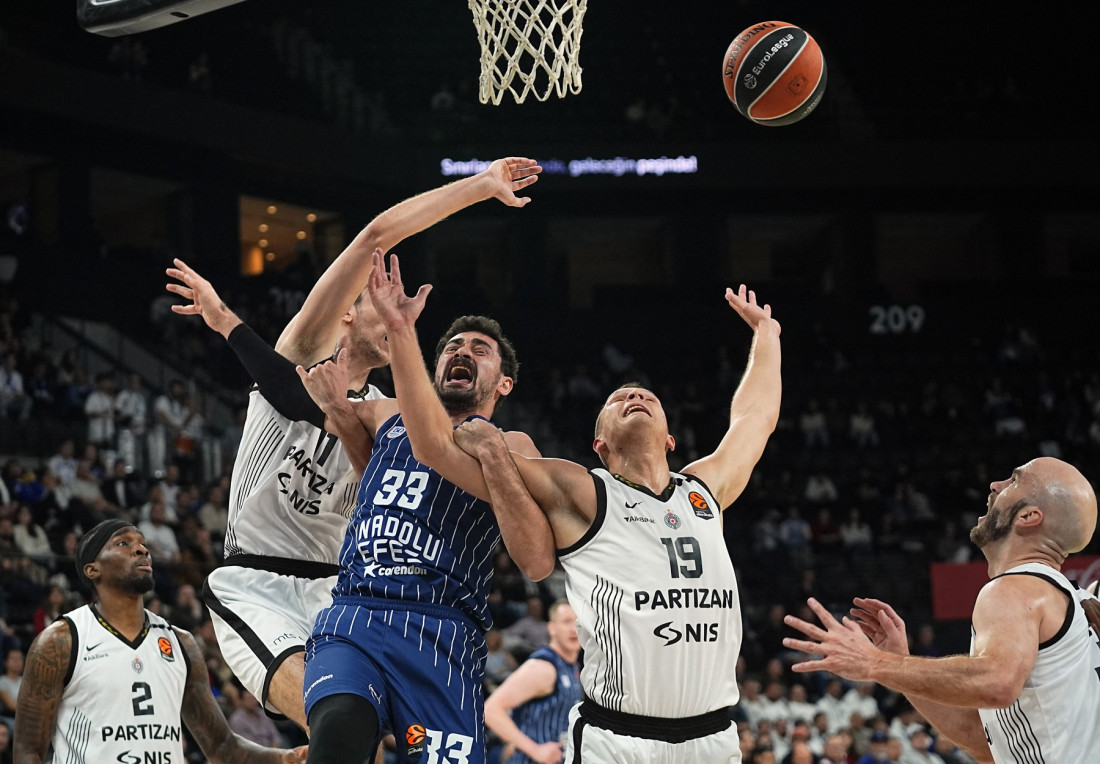 Uživo Anadolu Efes Partizan live prenos stream