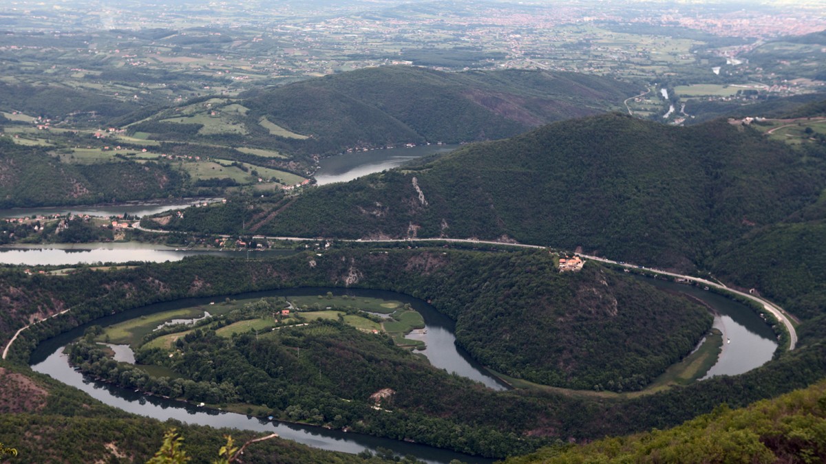 Važno upozorenje za sve vozače: Od ponedeljka potpuna obustava saobraćaja kod Čačka