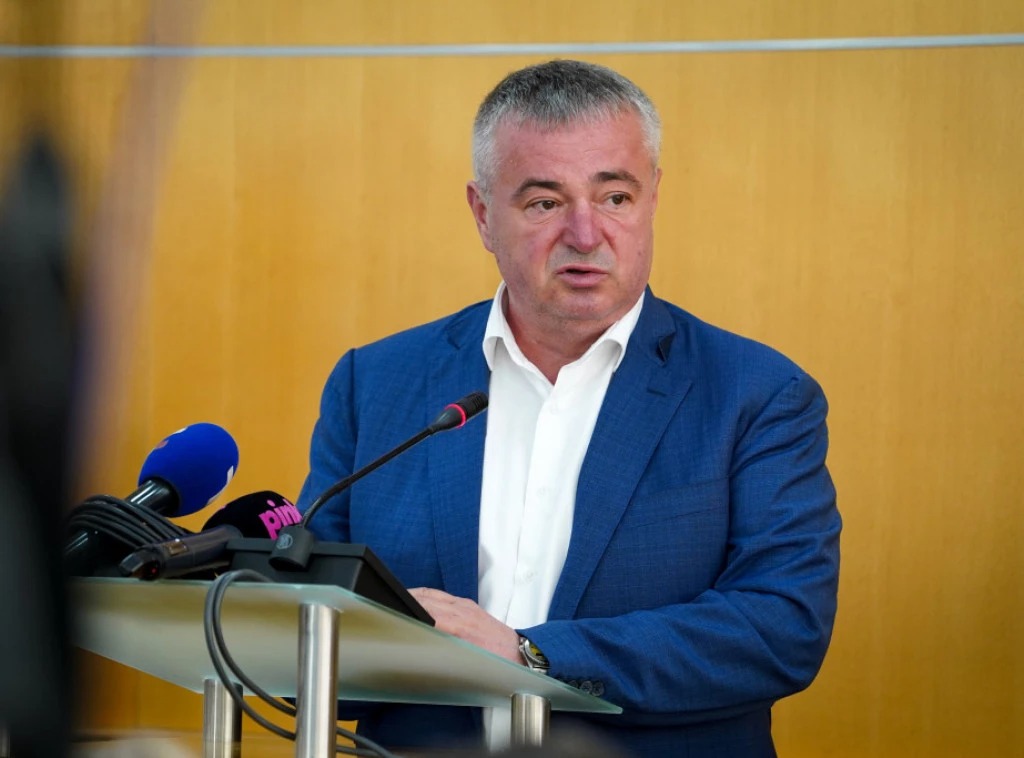 Srbija između Brisela i Moskve: zašto se reči Beograda razilaze sa delima