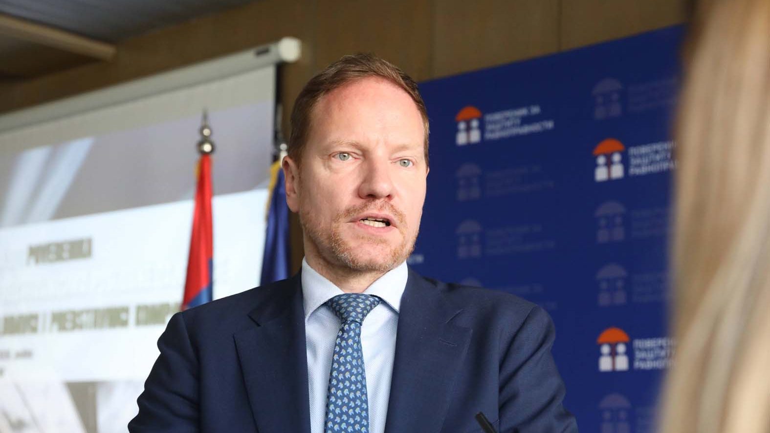 Poverenik Antonijević: Učestali napadi na novinare, a njihova bezbednost mora biti prioritet – Društvo