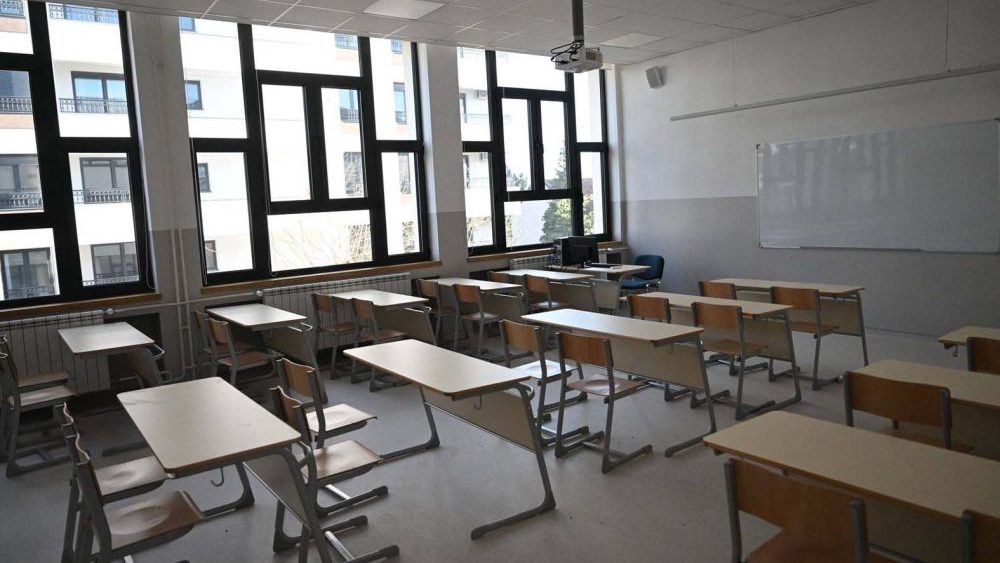 Maturanti gimnazija danas završavaju sa nastavom – Društvo