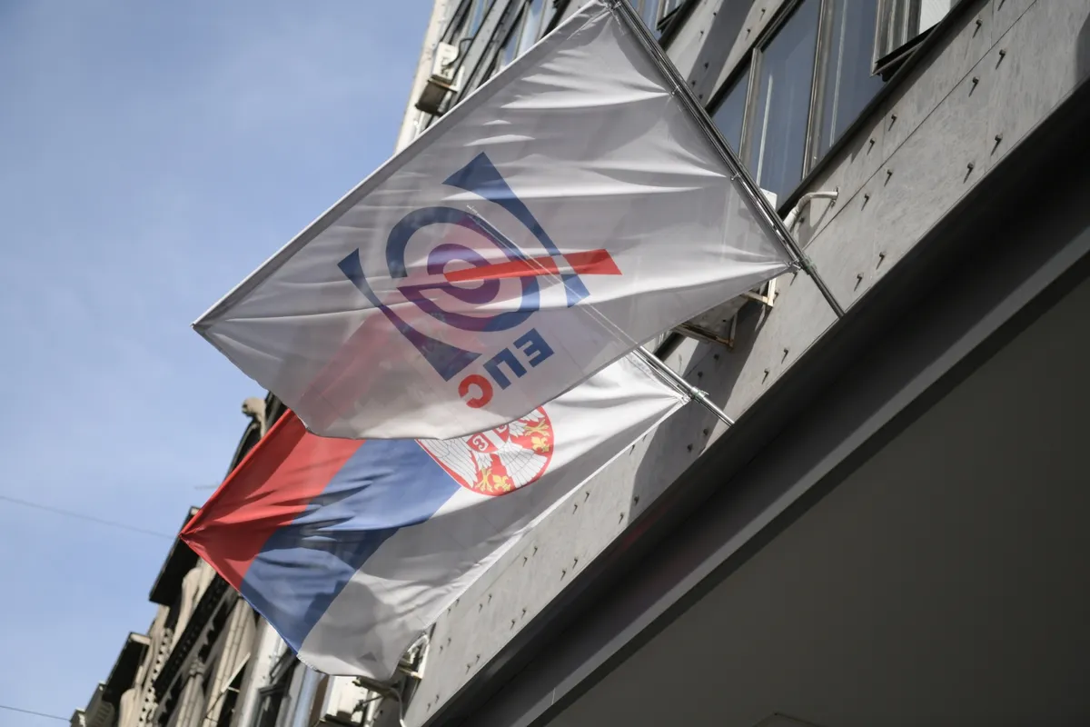 SRCE: O poslovnim rezultatuima EPS iz ugla realnosti, a ne SNS-SPS populizma