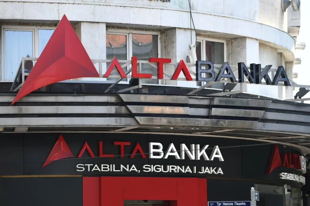 Alta grupa na korak od preuzimanja operacija Adiko banke u Srbiji, Crnoj Gori i BiH