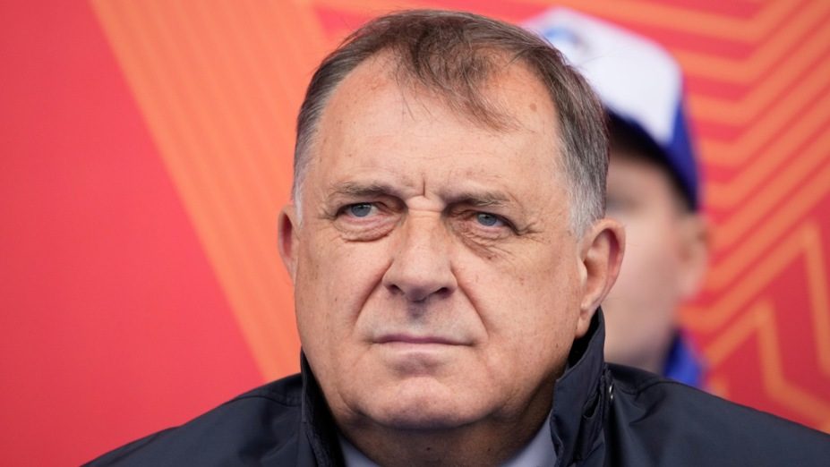 Dodik: Ako Šmit nametne zakon o državnoj imovini istog časa ćemo proglasiti nezavisnost Republike Srpske – Region