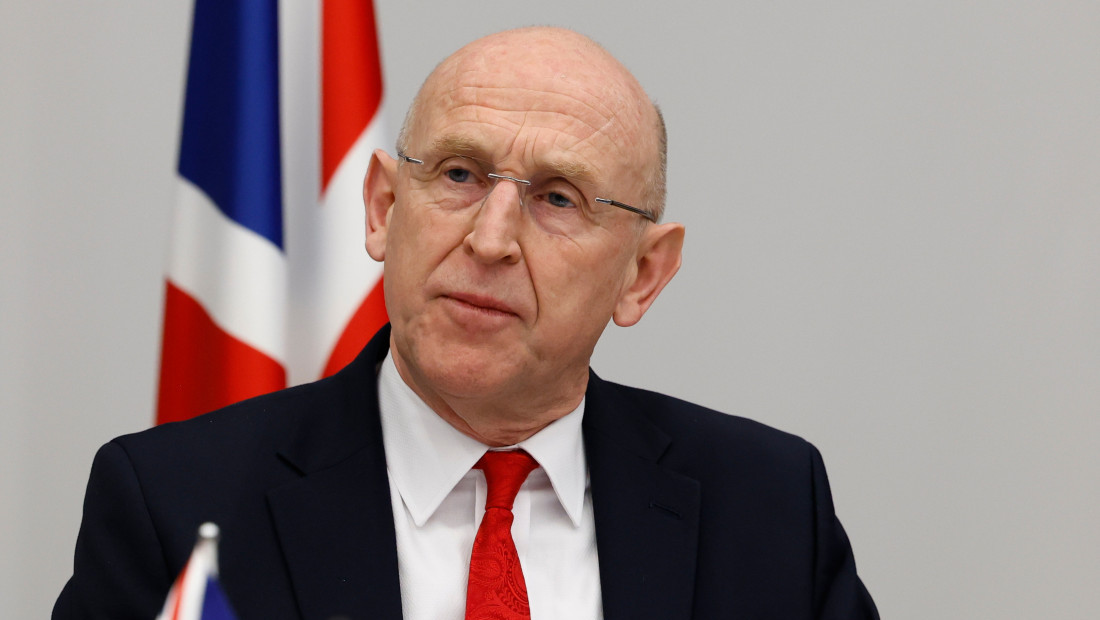 Ometanje signala aviona britanskog ministra odbrane