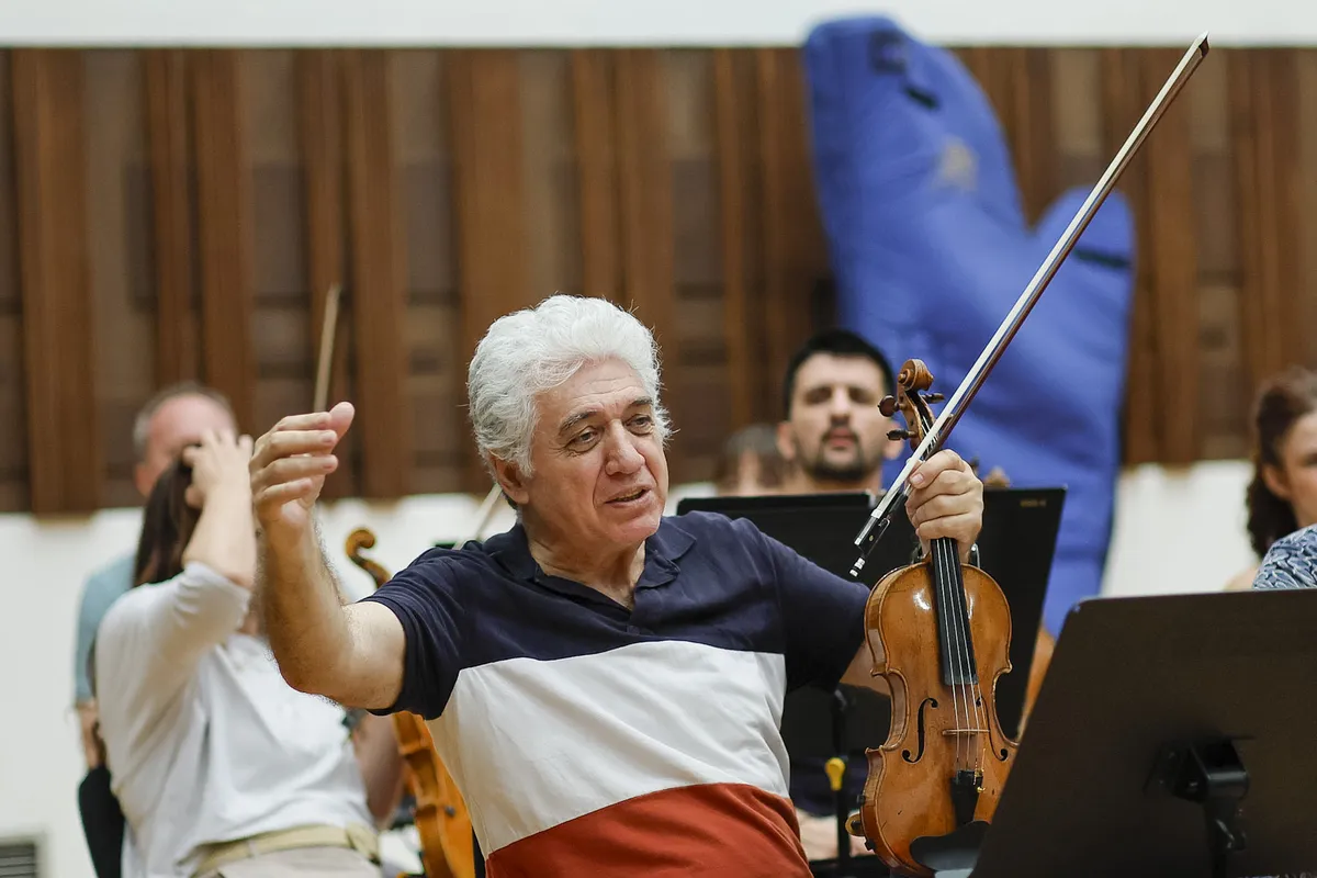 Filharmonijski koncert sa Sretenom Krstićem za Vidovdan