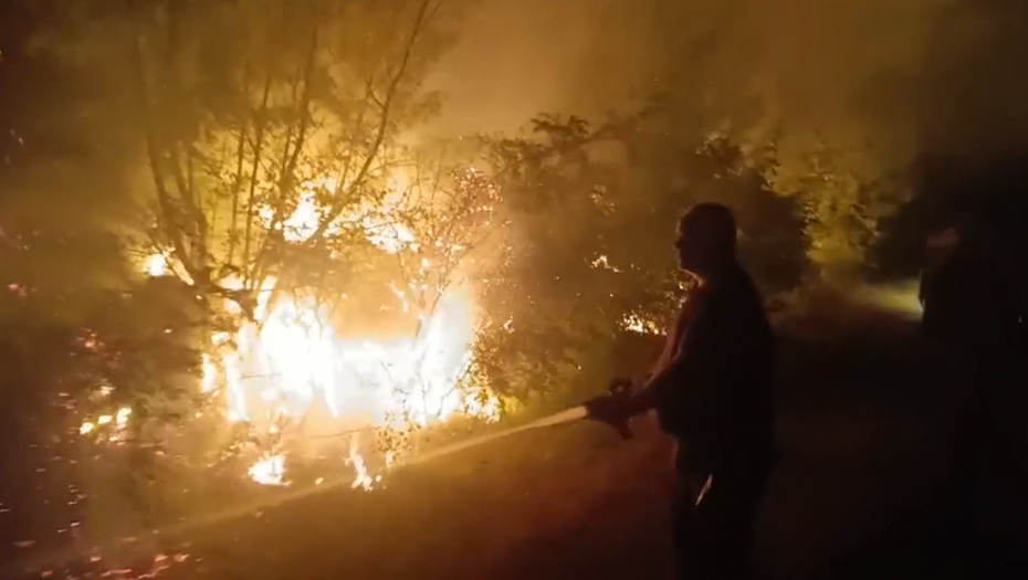 Požar iz Popovog Polja stigao do Trebinja