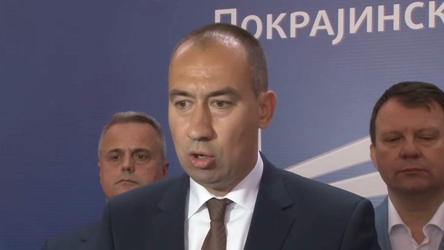 Predsednik opštine Bečej ušao u raspravu sa majkama koje štrajkuju glađu – Društvo