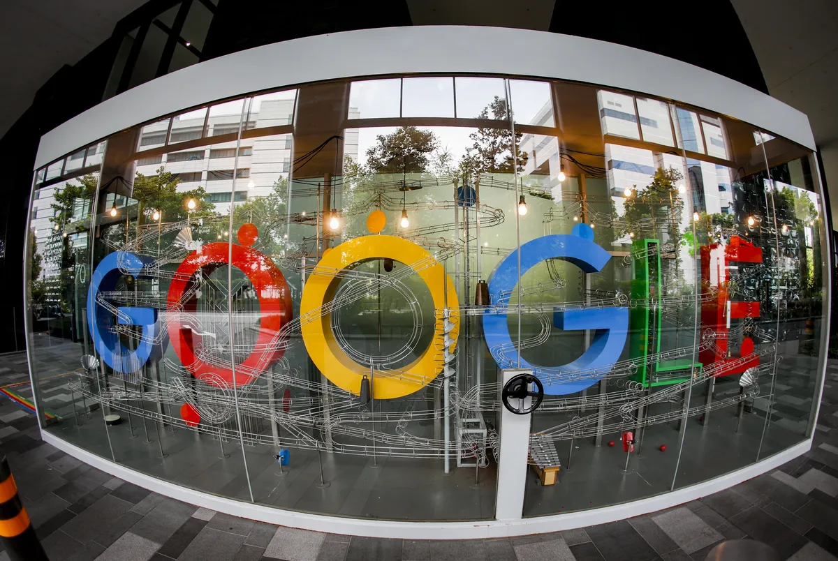 EU žestoko udarila na Google: Rekordna kazna od 890 miliona evra