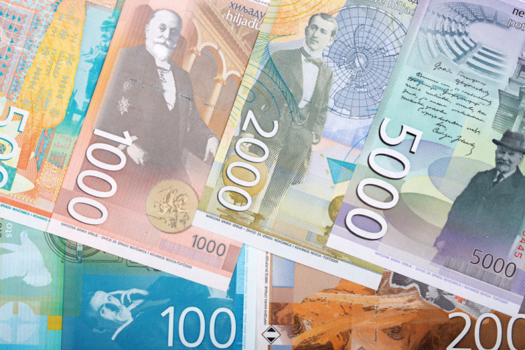 Stiže povećanje plata do kraja godine: Ova grupa zaposlenih prva na listi za veća primanja!