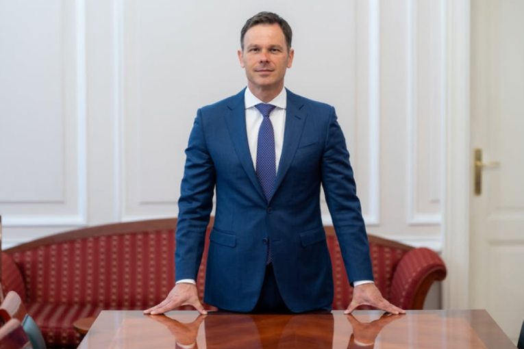 Ministar objavio kalendar isplate pomoći: Evo kada će građani Srbije dobiti novac od države
