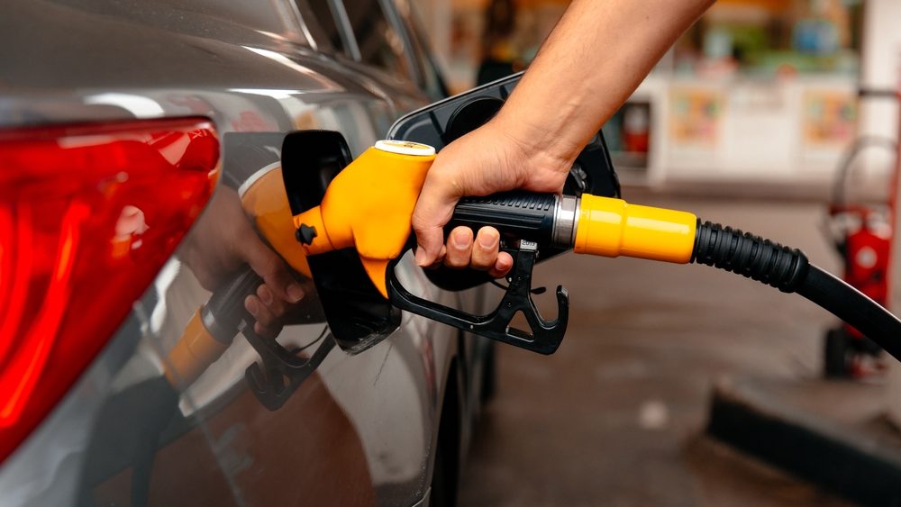 Petrol i INA ograničili točenje goriva na pumpama u Hrvatskoj – Ekonomija