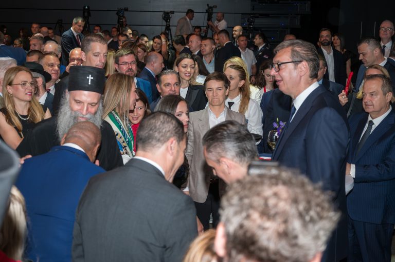 Ambasada SAD u Beogradu obeležila 250 godina američke nezavisnosti – Svet