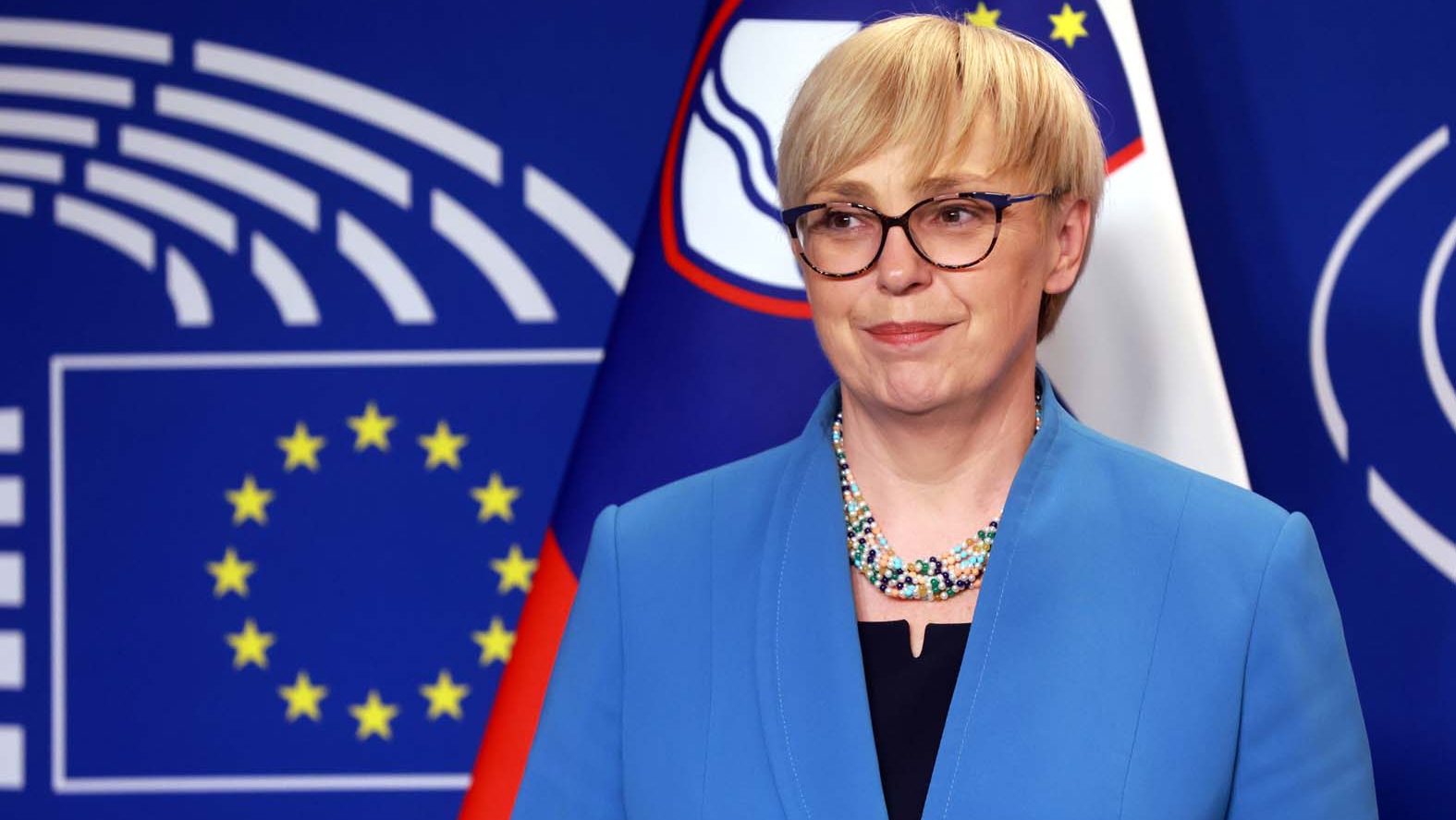 Slovenačka predsednica priznala da nije imala vezan sigurnosni pojas u saobraćajnoj nesreći – Region