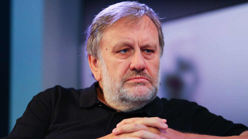 Šta je rešenje za tri najveće pretnje po opstanak čovečanstva: Slavoj Žižek u autorskom tekstu za Danas o tome da „obuzdavanje“ nije dovoljno – Svet