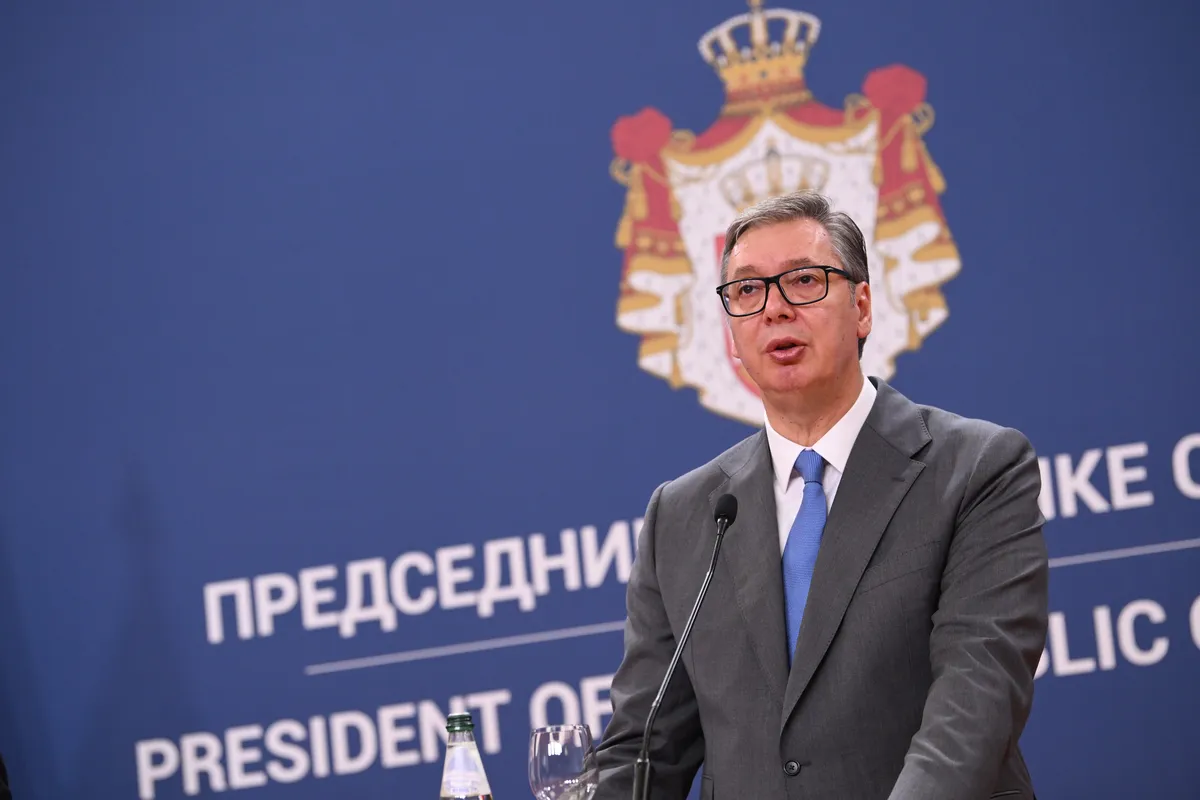 Vučić: Zbog niskog vodostaja Dunava Rafinerija u Pančevu će možda morati da prekine rad