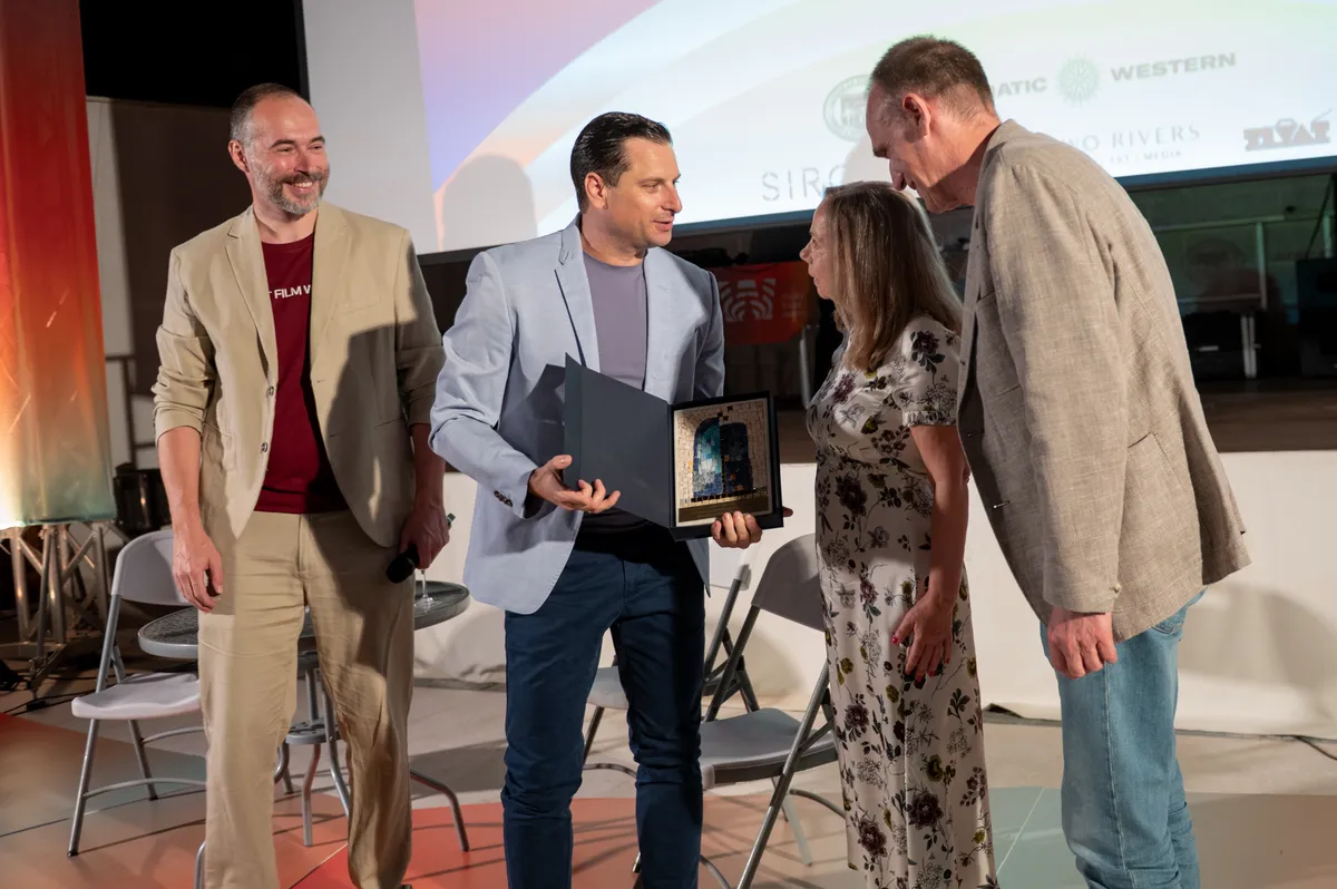 Tivat Film Wave svečano zatvoren dodelom nagrade Vinku Brešanu i Sandri Botici Brešan – Vesti iz Srbije, regiona i sveta