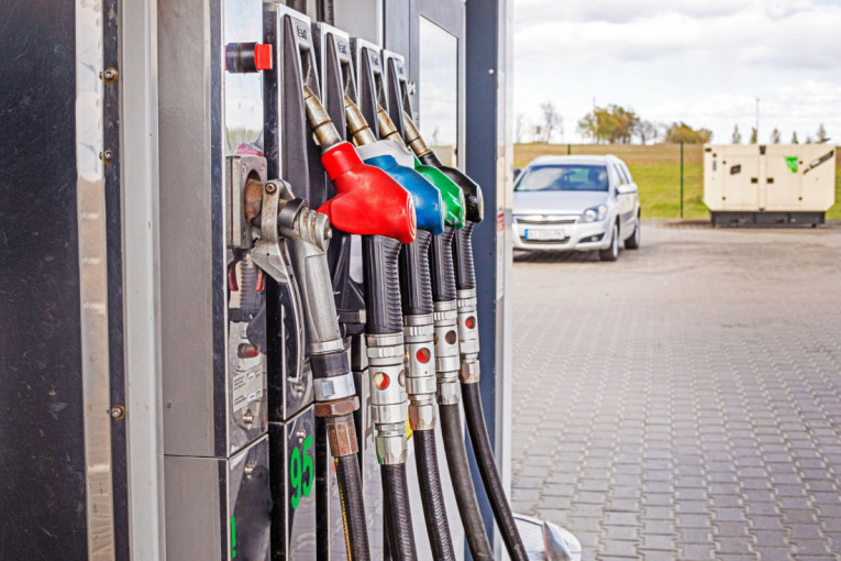 Objavljene nove cene goriva: Evo koji derivat je poskupeo