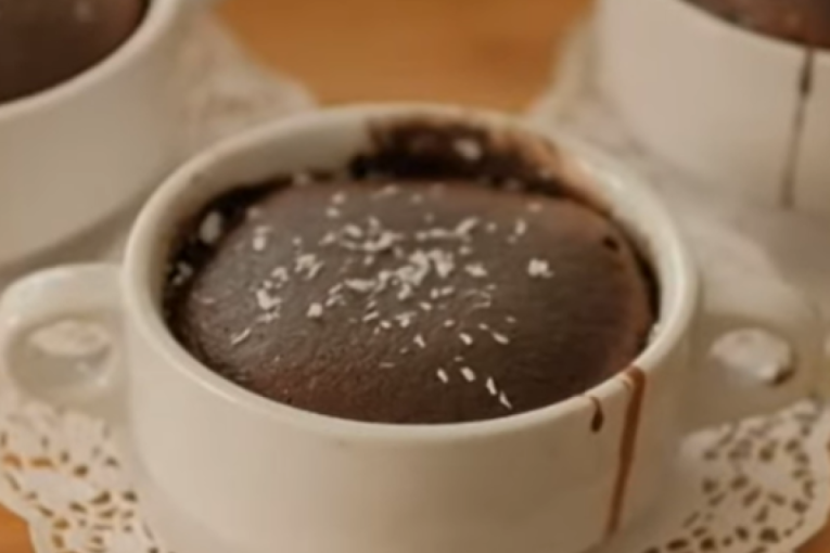 Recept dana: Čokoladni sufle sa kokosom je pravi užitak za svakog ko voli sočne i ukusne poslastice