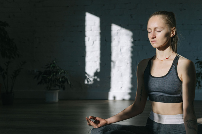 Ovo se događa vašem mozgu dok meditirate: Samo nekoliko minuta može pomoći mentalnom blagostanju