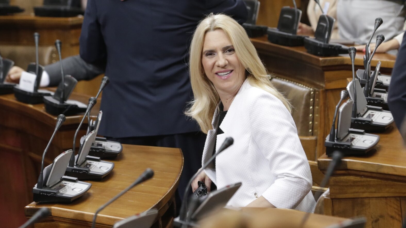 „Zadovoljstvo je bilo razgovarati danas u Beloj kući sa Suzi Vajls“: Rekla je Željka Cvijanović posle susreta sa šeficom Trampovog kabineta – Region