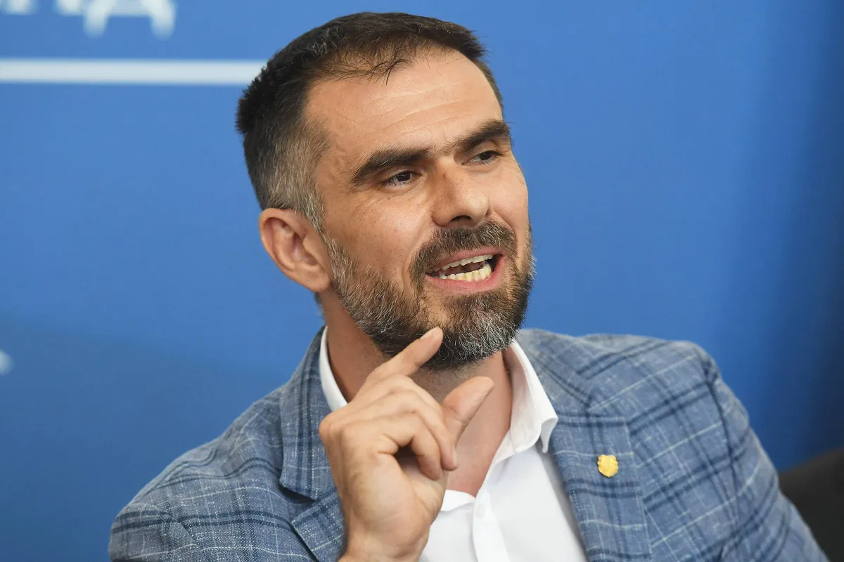 Mićin o otkazivanju skupa u Novom Sadu: Nije strah od blokadera, već odgovornost