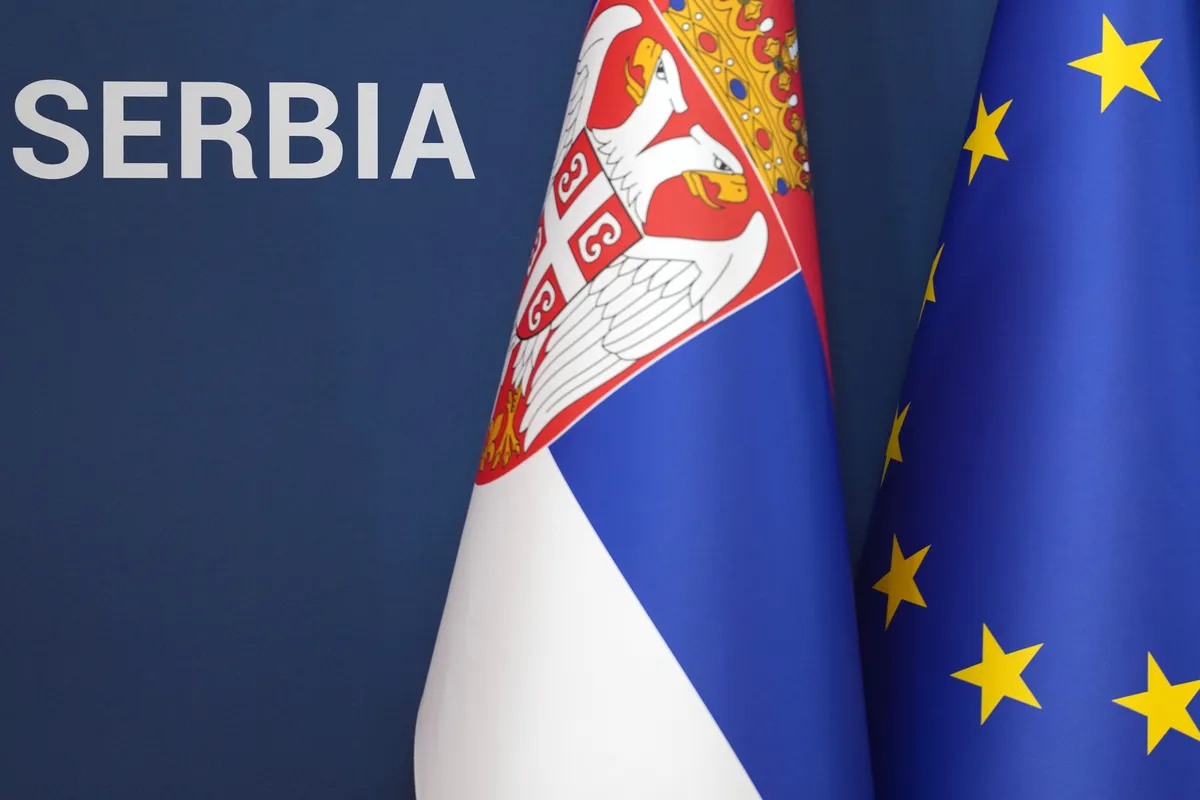 Pretnja Evropske unije Srbiji prekidom pregovora neće promeniti stav Beograda