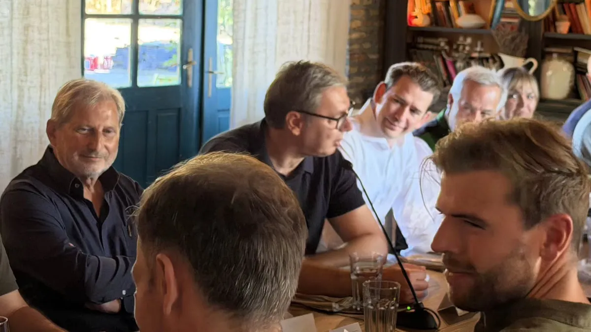 Bivši zvaničnik EU i bivši kancelar Austrije u kampanji za Vučića: Kako to izgleda i kome služi