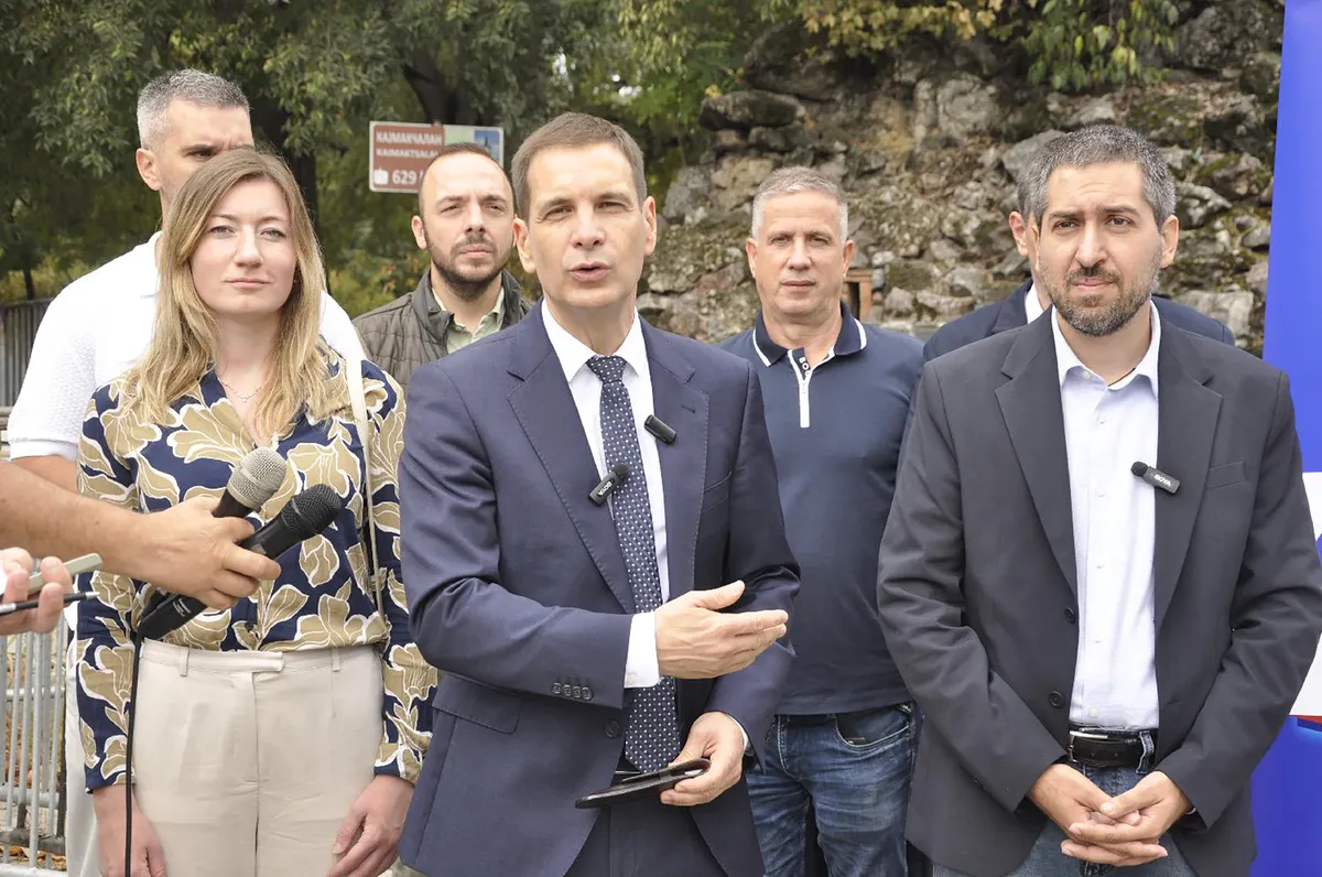 Novi DSS i Monarhisti predali RIK-u izbornu listu Autentična desnica
