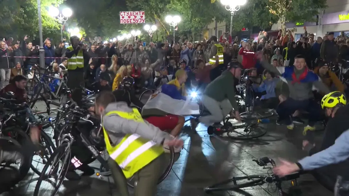 VIDEO Studenti biciklisti dočekani u Jagodini i Lazarevcu