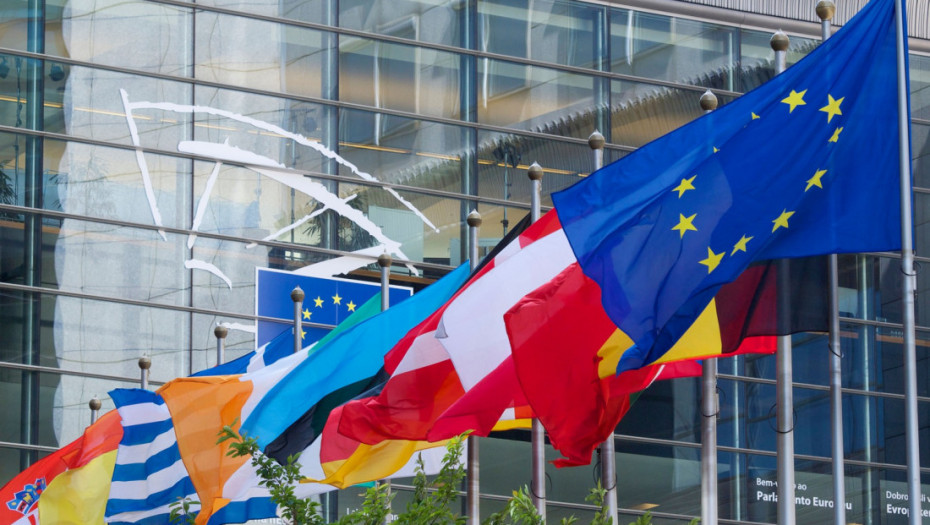 EU razmatra zaštitne mere za hemijsku i plastičnu industriju