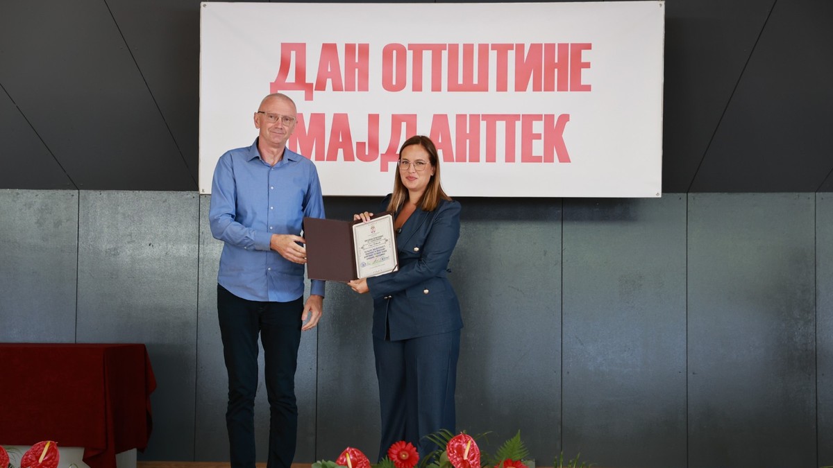 Pavkov uručena zahvalnica opštine Majdanpek za doprinos uređenju životne sredine