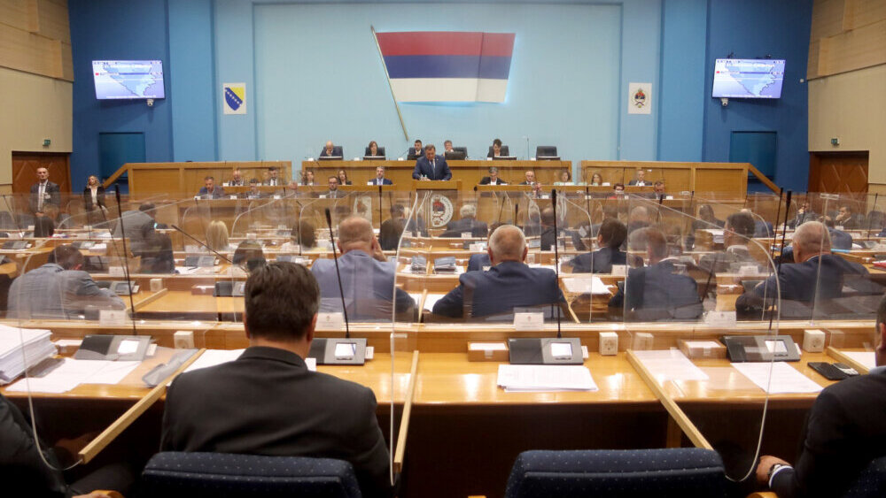 Narodnoj skupštini Republike Srpske upućene preteće poruke – Svet