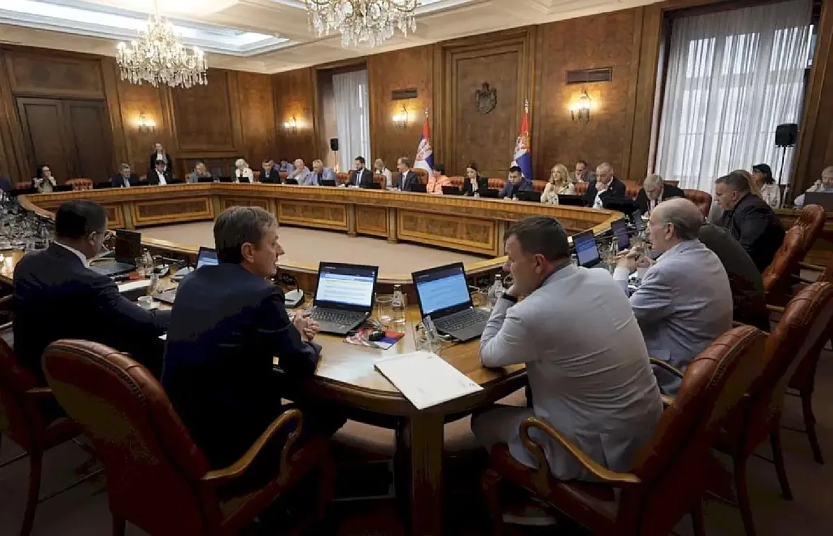 Vlada smanjila akcize na naftne derivate