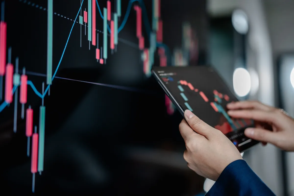 Spremni za Teslin izveštaj? Investitori žure da ulože u njene akcije!
