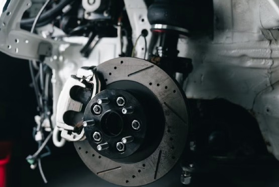 Vozite automatik? Ovaj trik može sačuvati vaše kočnice