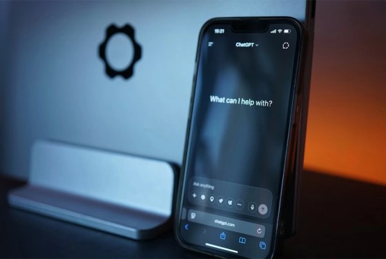 ChatGPT uvodi zaključane razgovore: Privatne četove štiti PIN kod ili Face ID