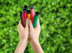 Prekid korišćenja vejpova može da bude težak, prelazak na cigarete nije zdrav
