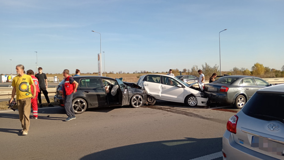 Ko je odgovoran za lančane sudare na autputevima u Srbiji