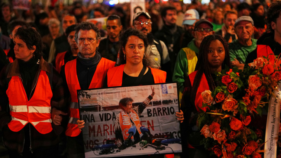 20.000 ljudi odalo poštu Marikarmen Abaskal