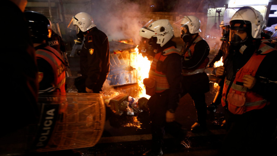 13 povređenih tokom protesta protiv Rame