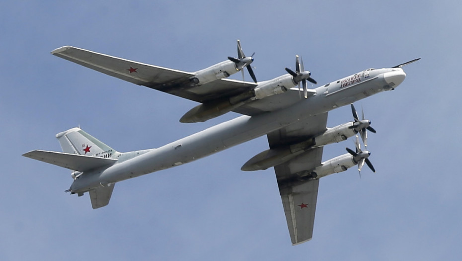 Ruski bombarderi Tu-95MS leteli iznad Beringovog mora