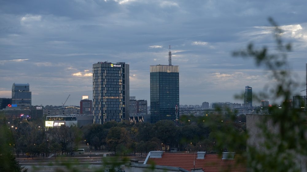 Vreme danas oblačno, ponegde sa kišom – Društvo
